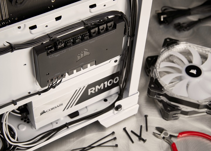 Produktbild Corsair Commander Pro (6 Lüfter)