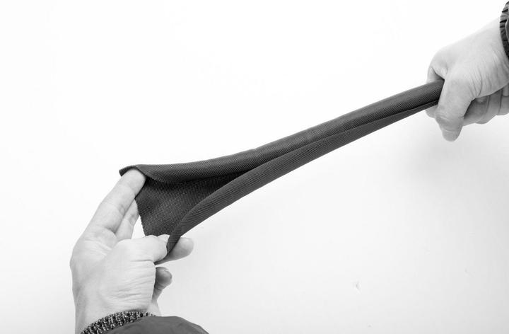 Actual product image Vivolink Flexible cable sock ø10mm (W125759642) (Cable hole, 2500 cm)