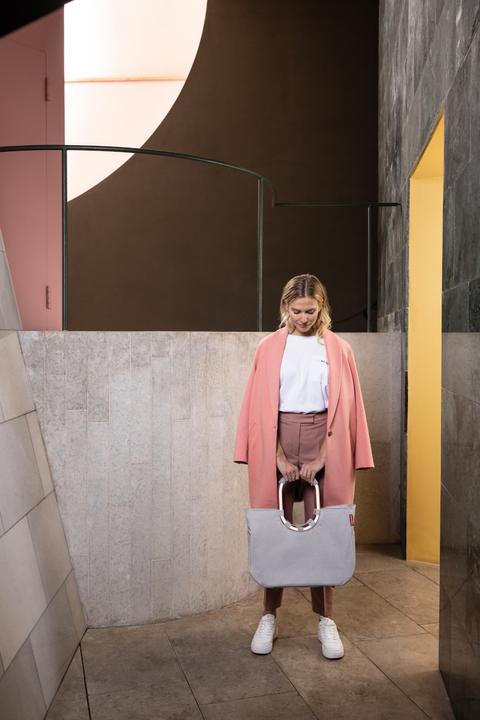 Productafbeelding reisenthel Winkelmand Loopshopper L Twist Sky Rose Lichtgrijs