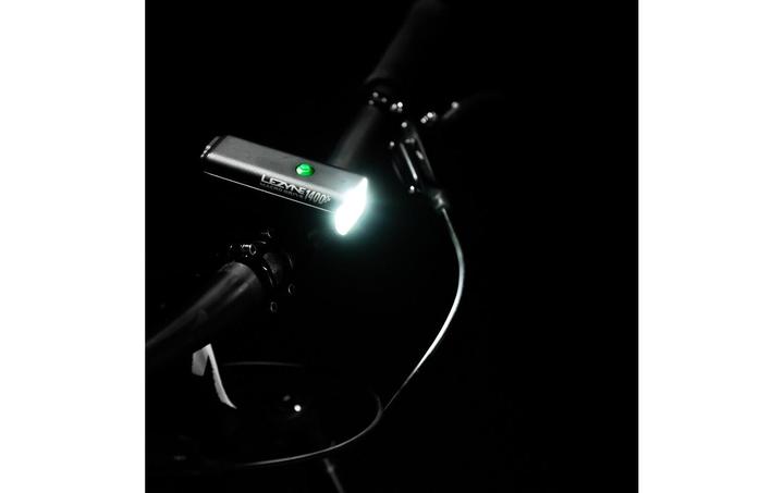 Actual product image Lezyne Macro Drive 1400+ avant (1400 lm)