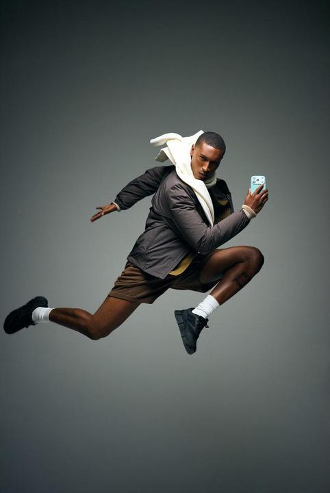 Actual product image Decoded Silicone Backcover Apple iPhone 17 Pro Retro Blue (Apple iPhone 17 Pro)