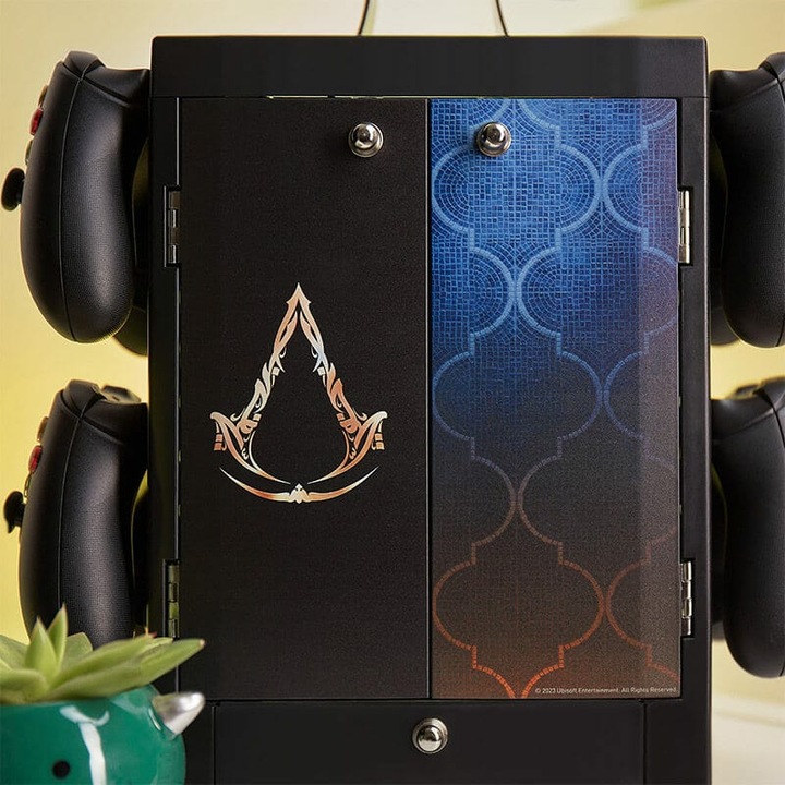Immagine prodotto Numskull Armadietto da gioco Accessori Stand - Assassin's Creed