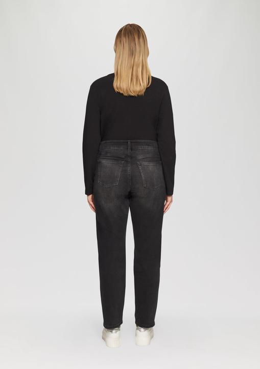 Image du produit S.Oliver Jeans-Hose Jeans / Curvy Fit / Mid Rise / Slim Tapered Leg (44)