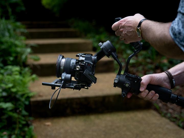 Produktbild Samyang V-AF 45mm T1,9 FE Sony E (Sony E, Vollformat)