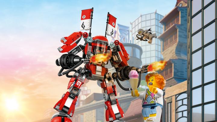 Actual product image LEGO Ninjago Movie Kai's Fire-Mech (70615, LEGO Ninjago)