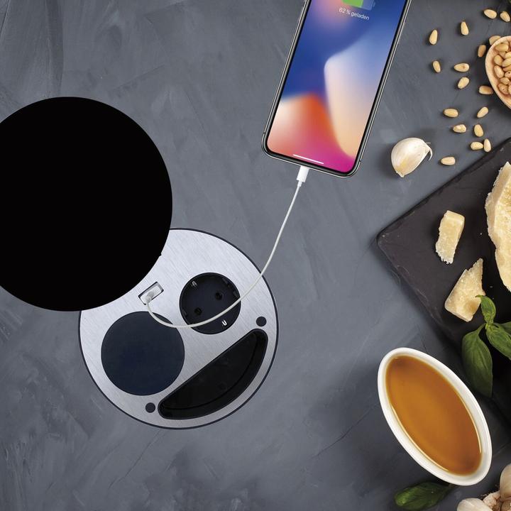 Actual product image Wipo Socket outlet element Smile Schuko, USB and wireless charger, black (CEE 7/3, USB-C, 1.80 m)