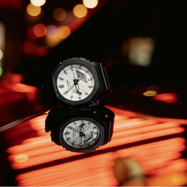 Image du produit G-Shock GA-2100WD-1AER (Montre analogique, Chronographe, 45 mm)