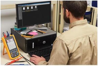 Immagine prodotto Fluke Oscilloscopio portatile (misuratore di portata) 124B/EU 4 (CAT IV 600V)