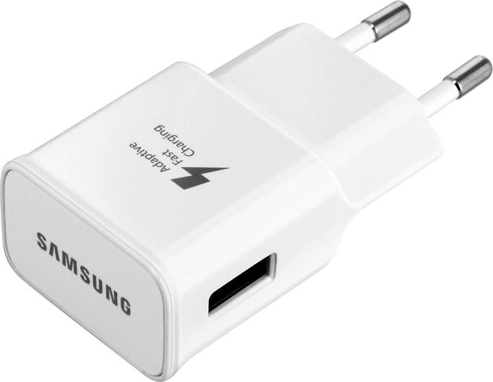 Actual product image Samsung EP-TA20 power adapter + EP-DG950 USB-C to USB cable (15 W, 1 portion)