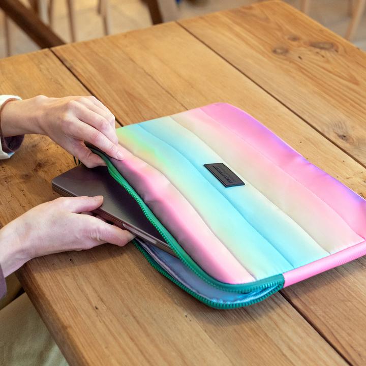 Actual product image Helio Ferretti Laptop Case Sunrise