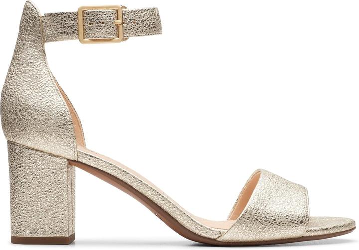 Immagine prodotto Clarks Dames Deva Mae enkelbandje hakken, Goud, 41 EU (41)