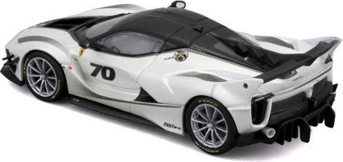Produktbild Bburago Ferrari FXX-K Evo 2017 1/43 weiss