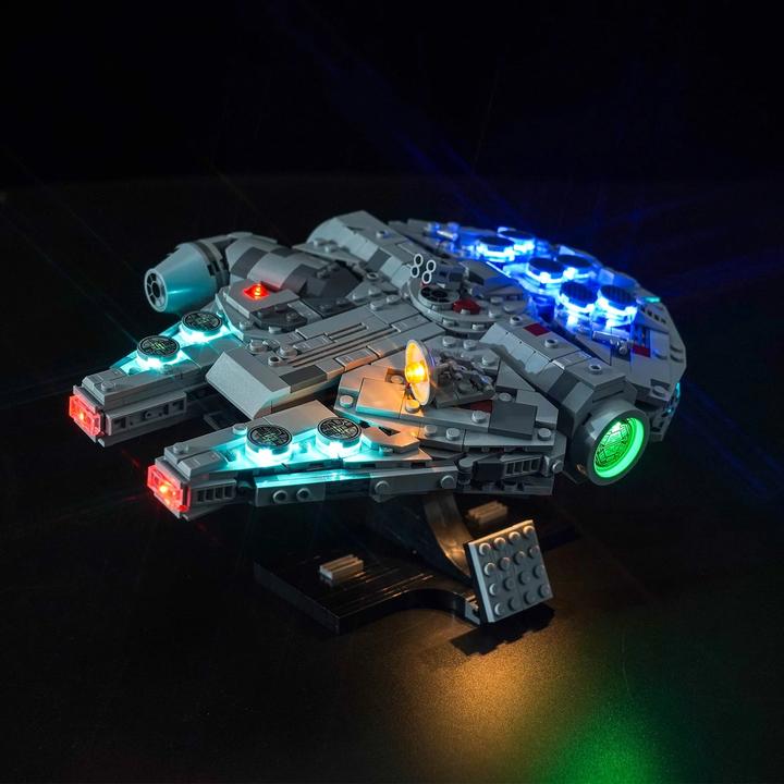 Image du produit BrickBling Set de lumière LED pour LEGO Star Wars : Millennium Falcon (75375) incl. télécommande