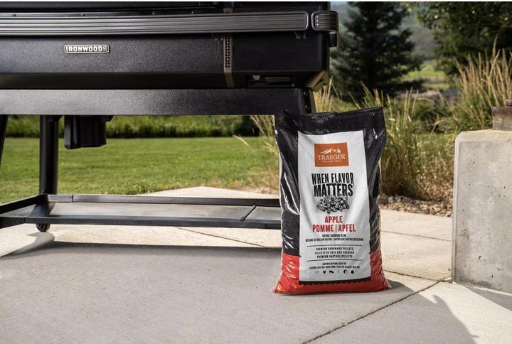 Actual product image Traeger Apple Pellets (9 kg)