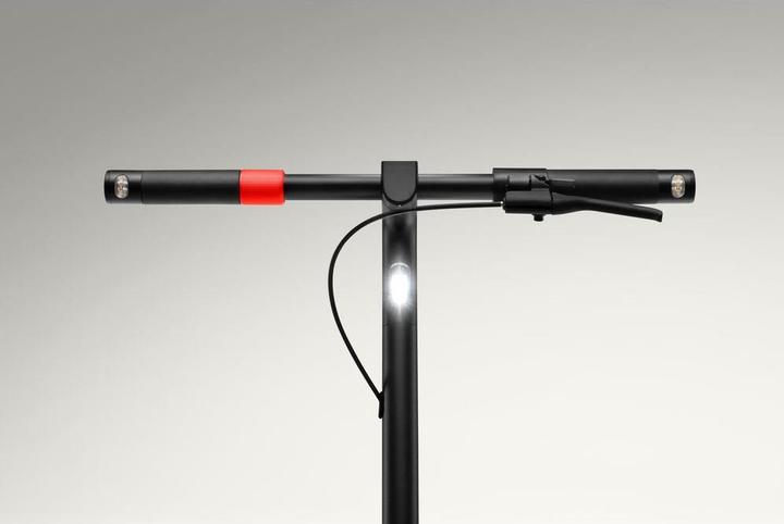 Actual product image Yadea Artist (20 km/h, 30 km, 350 W)