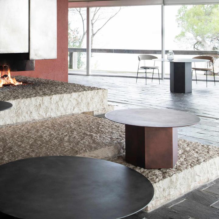 Image du produit Gubi Epic Dining Table Table