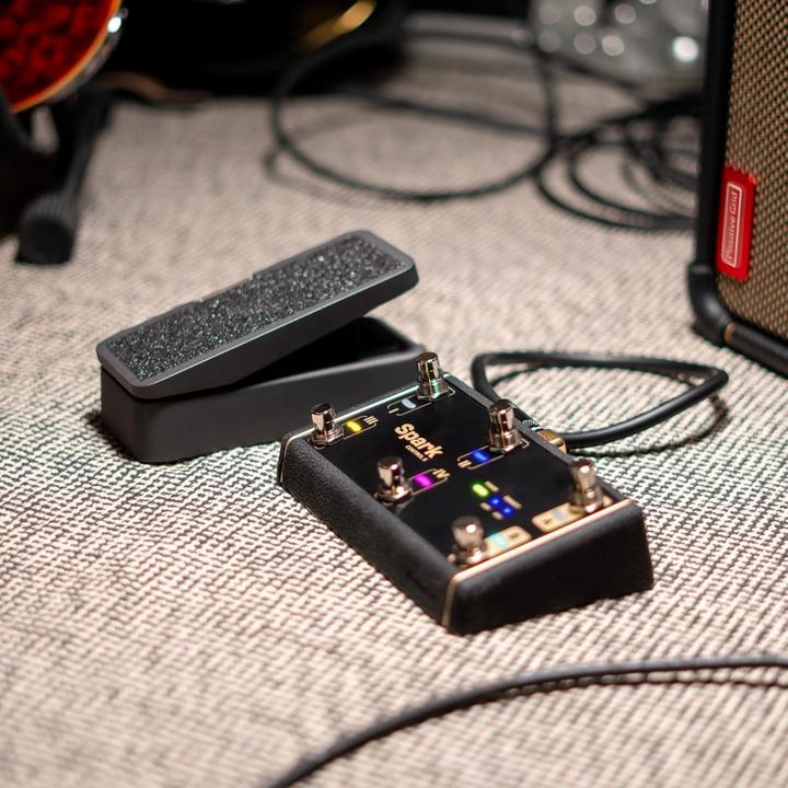 Produktbild Positive Grid Controllo Scintilla X