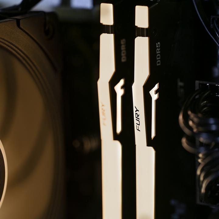 Produktbild Actina . Gaming GameOn (1000 GB, 32 GB)