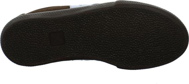 Actual product image Veja Volley (41)