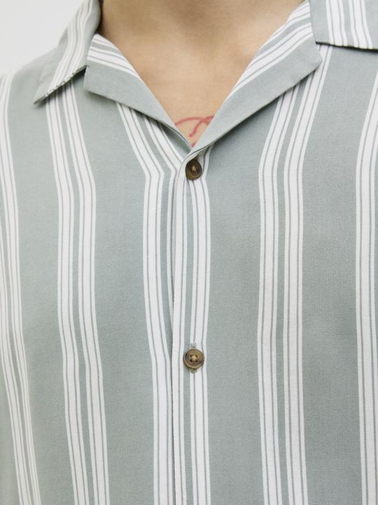 Actual product image Jack & Jones Jjejeff Stripe Resort Shirt Ss Sn (XL)