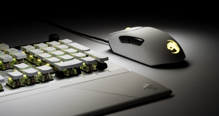 Produktbild Roccat Vulcan 122 Aimo (DE, Kabelgebunden)