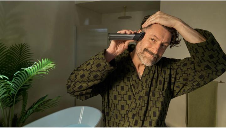 Actual product image Philips Multigroom Series 9000