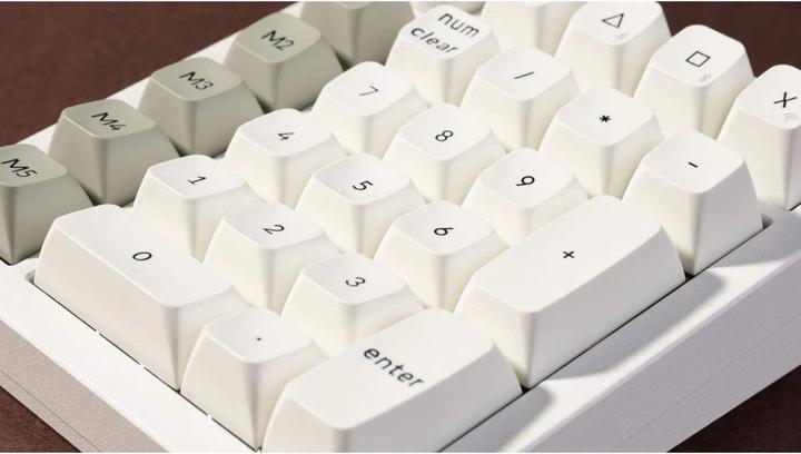 Actual product image Keychron Q0 Max (Numeric keypad, Cable, Wireless)