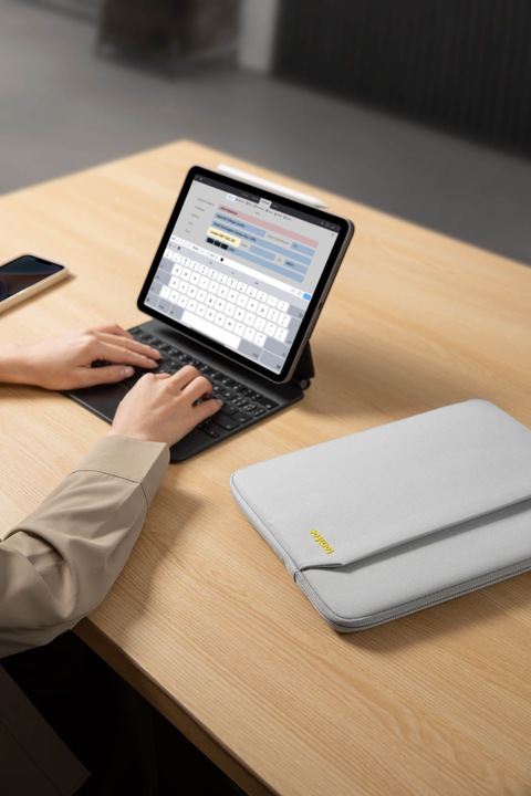 Image du produit tomtoc Light-B18 (iPad Pro 12.9 2020 (4. Gen), iPad Pro 12.9 2018 (3. Gen), iPad Pro 12.9 2021 (5ème génération), iPad Pro 12.9 2022 (6e génération))