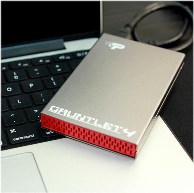 Actual product image Patriot Gauntlet 4 memory case (2.5")