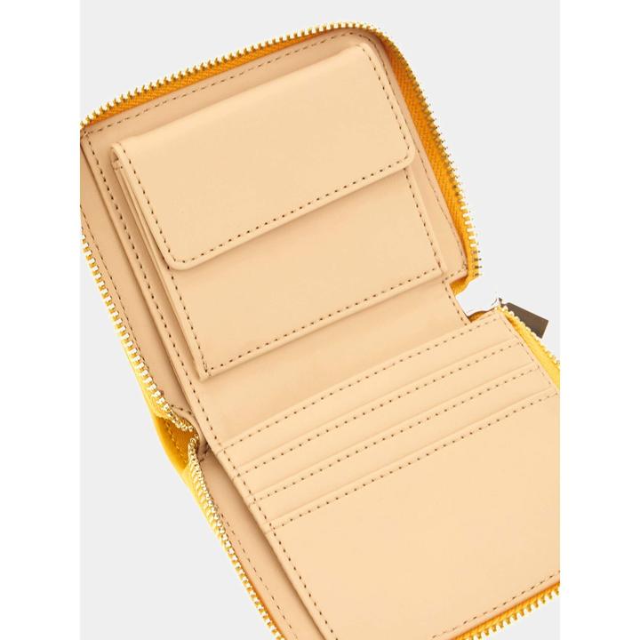 Actual product image Guess Neda