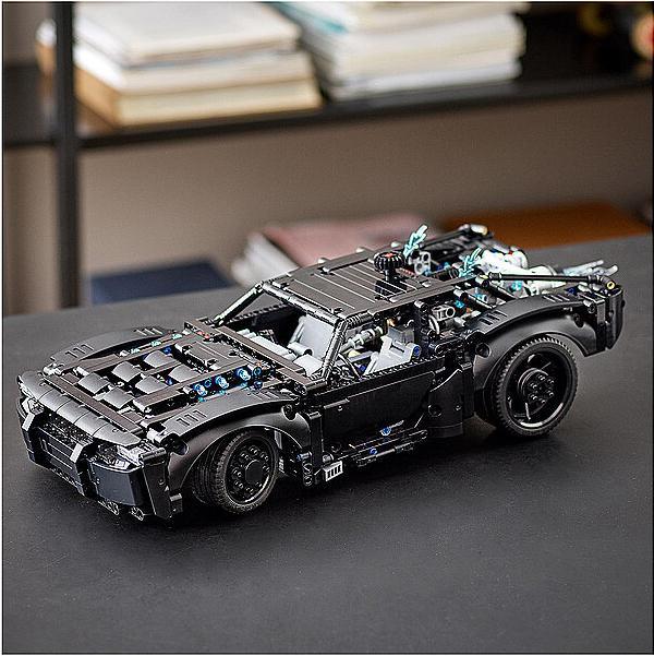 Produktbild LEGO Batmans Batmobil (42127, LEGO Technic)