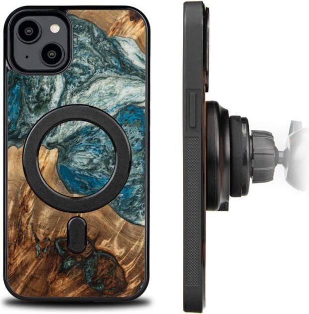Actual product image Bewood Wood and resin case for iPhone 15 Plus MagSafe Unique Planet Earth - blue-green (Apple iPhone 15 Plus)