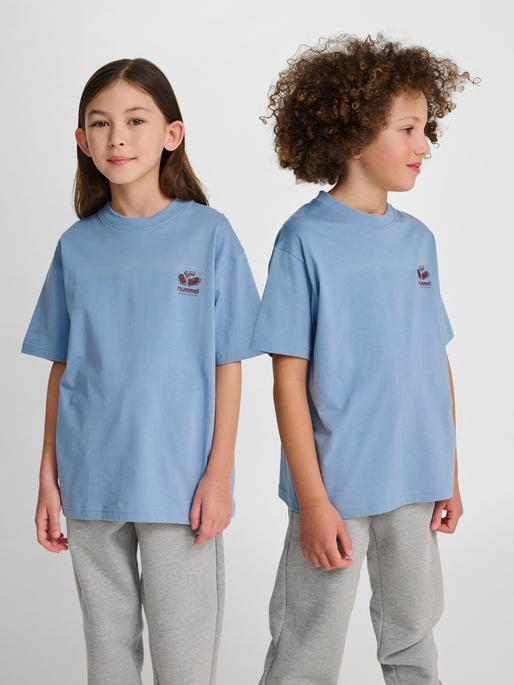 Produktbild hummel Hmlloose tee s/s graphic junior (134)
