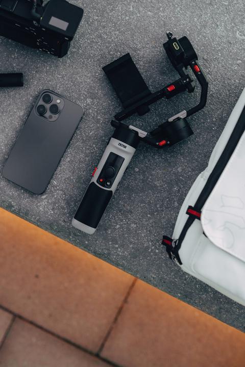 Actual product image Zhiyun Crane M2S (Compact camera, System camera, Single-lens reflex camera, Action camera, 1 kg)