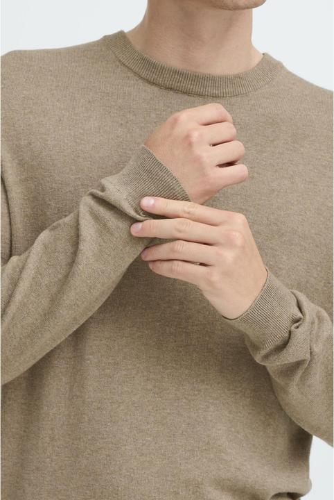 Actual product image Casual Friday Halfdan (L)