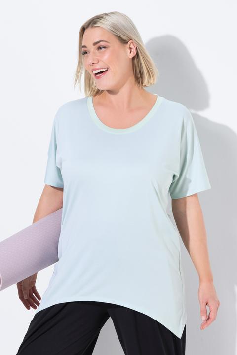 Actual product image Ulla Popken Quick Drying Pointed Hem Stretch Fit Tee (50, 52)