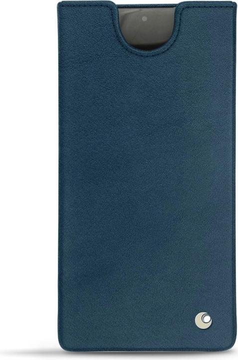 Blu mediterran ( Pantone #0E3043 )