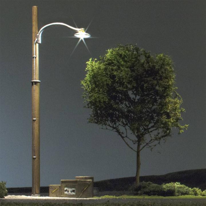 Actual product image Woodland Scenics N Wooden pole light