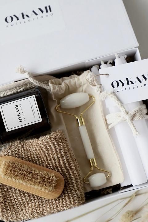 Immagine prodotto Oykami Scatola regalo di bellezza "Tokyo" Pietra di giada bianca