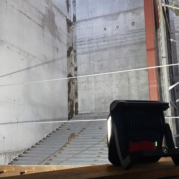 Immagine prodotto Bosch Professional GLI 18v-4000 C (4000 lm)