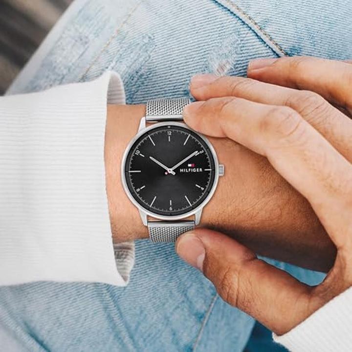 Actual product image Tommy Hilfiger Hendrix 1791842 (Analogue wristwatch, 43 mm)