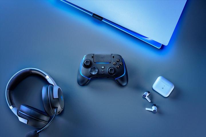 Produktbild Razer Wolverine V2 Pro (PC, PS5)