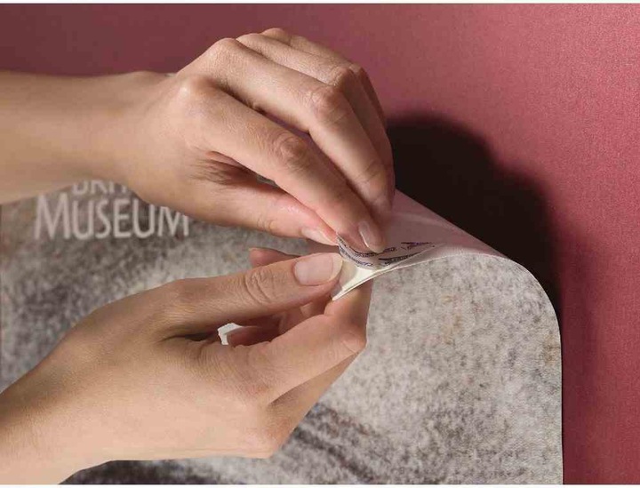 Actual product image tesa Powerstrips POSTER, 200g holding power, 20x double-sided adhesive strips (0.20 kg)