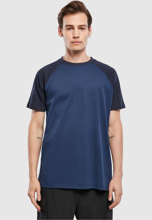 Actual product image Urban Classics Raglan Contrast Tee (5XL)