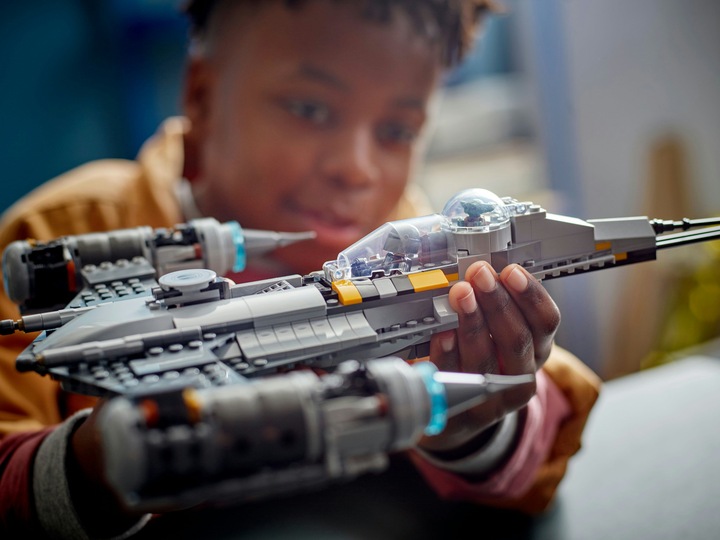Actual product image LEGO The N-1 Starfighter of the Mandalorian (75325, LEGO Star Wars)