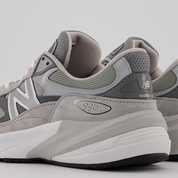 Image du produit New Balance Baskets "M 990 MiUS v6 Core" gris (44)