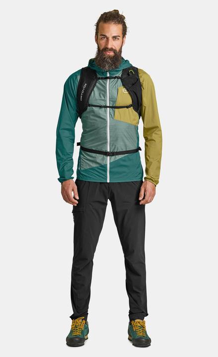 Actual product image Ortovox Traverse Light (15 l)