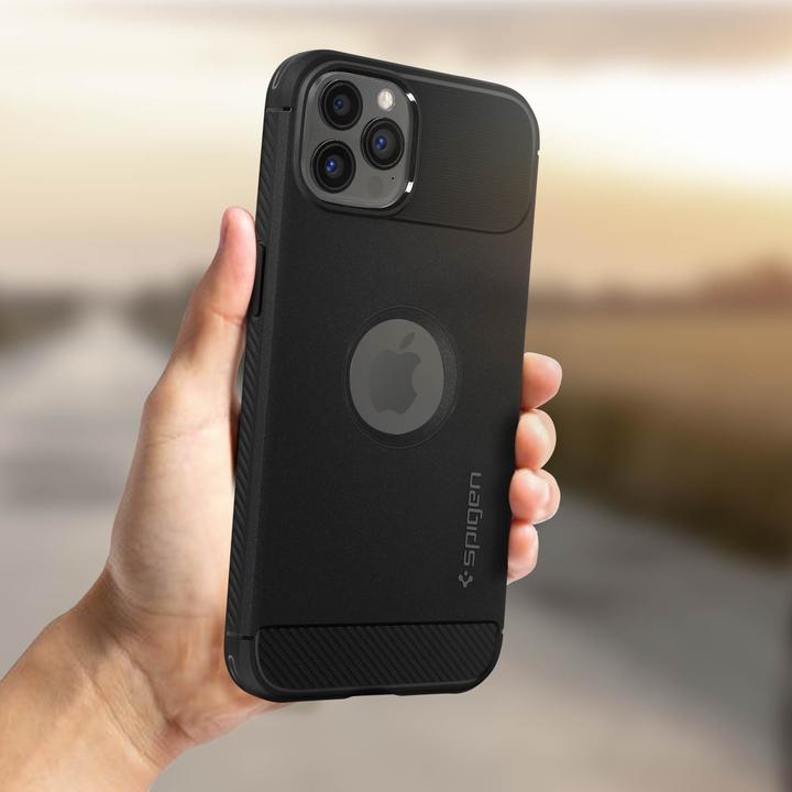 Actual product image Spigen Rugged Armor (Apple iPhone 13 Pro)