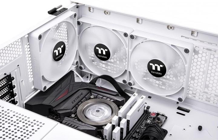 Actual product image Thermaltake TT CT120 PC Cooling Fan White 2 Pack CL-F151-PL12WT-A (120 mm, 2x)