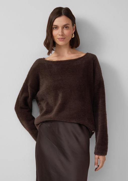 Produktbild s.Oliver Strickpullover Flauschiger Relaxed-Fit-Pullover mit U-Boot-Ausschnitt (44)